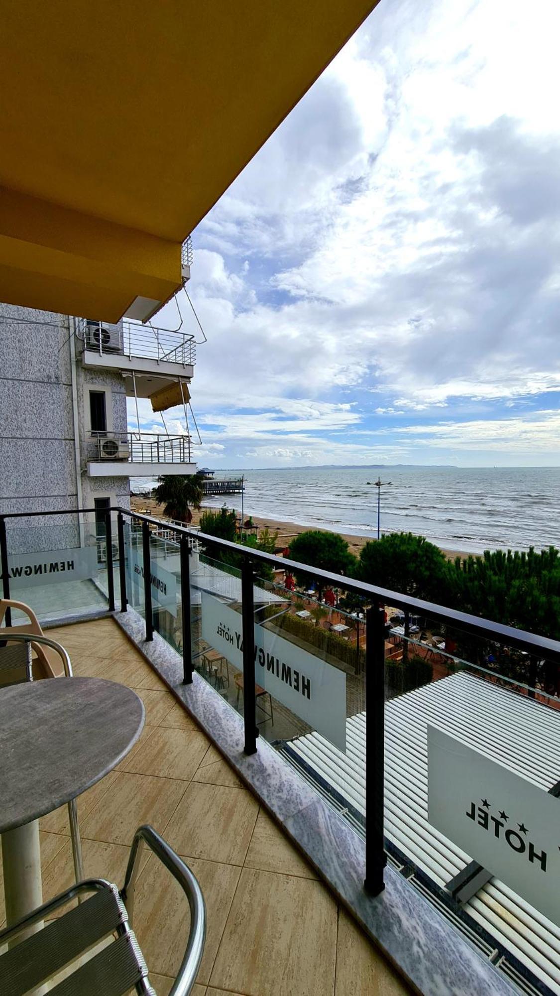 Heming-Way Hotel Дуррес Номер фото